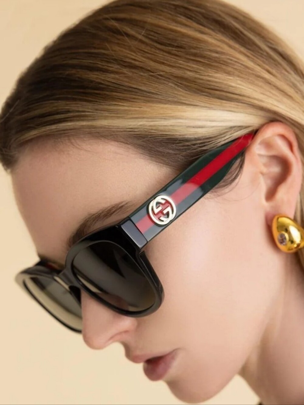 NWT Gucci 0860S Tortoise Sunglasses with Green and Red Stripe Accent
